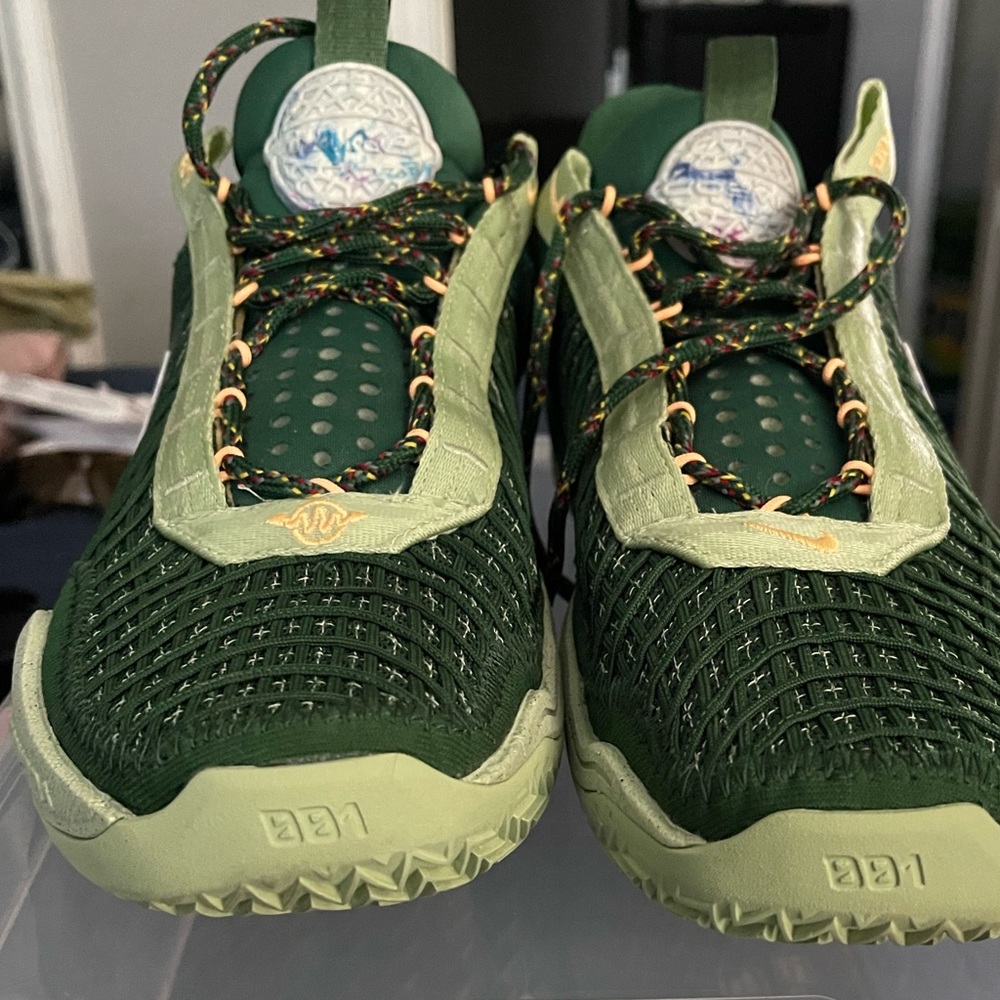 Nike Cosmic Unity-Gorge Green